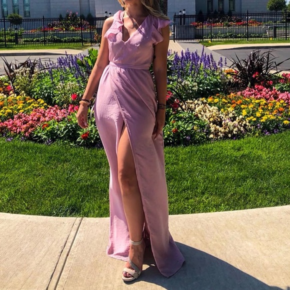 Revolve blush long dress - Picture 1 of 3